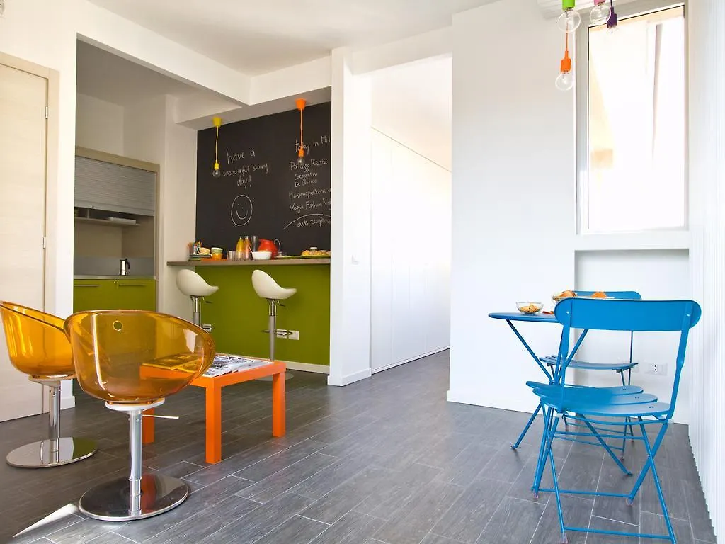 ** Bed & Breakfast Bnb Hello Milano Italy